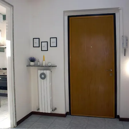 Di Lecco - Parcheggio Gratuito - Stazione Ferroviaria Διαμέρισμα Calolziocorte