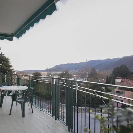 Di Lecco - Parcheggio Gratuito - Stazione Ferroviaria