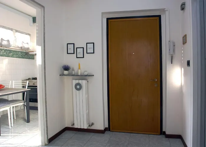 Di Lecco - Parcheggio Gratuito - Stazione Ferroviaria Διαμέρισμα Calolziocorte